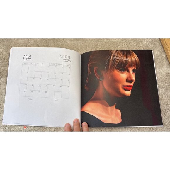 Taylor Swift 2025 Calendar With Monthly Photos - Picture 3 of 6